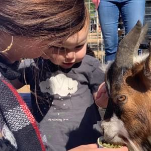 Meet your Posher, Leah